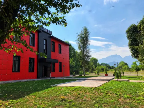 Bumerang Hotel - Inns
