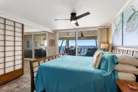Fabulous Oceanfront Two Bedroom w/Huge Lanai & Central A/C! - 4星級