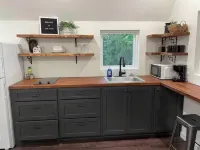 Cozy Tiny Home tucked in the woods w/ firepit Hotels in Covington County