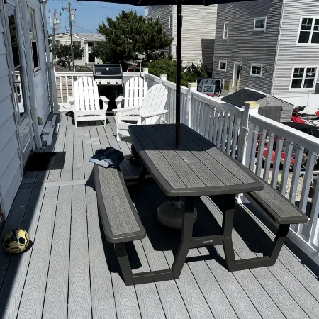 Steps to the Beach!