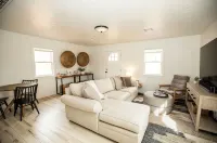 Kanab Cottage - cozy & secluded - Homestays