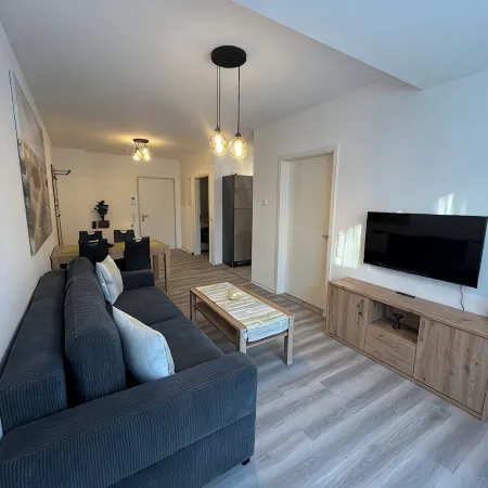 City-Apartment - The modern vacation apartment in Borna Отели в г. Борна