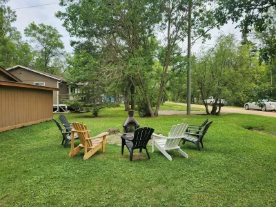 4-Season 3-Bedroom Family Friendly Home Near Pier, Beach & Ice Fishing Roads  호텔