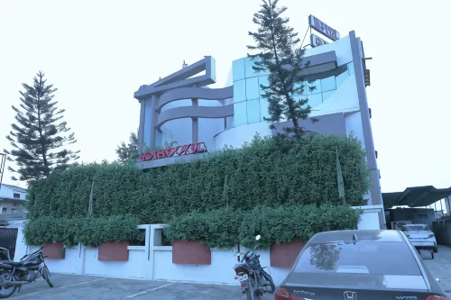 New Hotel Gokul - breakfast