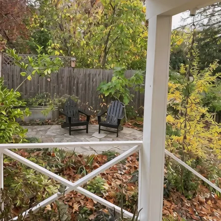 The Alley House - Historic District Garden Bungalow