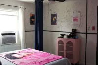 NEW DOWNTOWN TUPELO- HOUND DOG BUNGALOW -ROCK-N-ROLL themed 1BR 1B Shotgun style - 방갈로