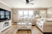 3 bedroom Family Friendly Retreat By the Bay! - 3성급
