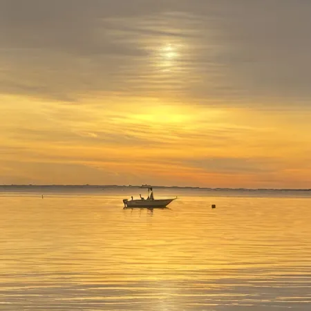 Cozy, clean, relaxing beach cottage awaits you!!