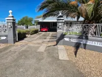 Klaas Vakie Guesthouse - 2-Star