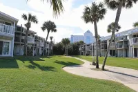 🌞 Beautiful Condo on Pensacola Beach with water view of Villa Sabine Bay - 4-Star