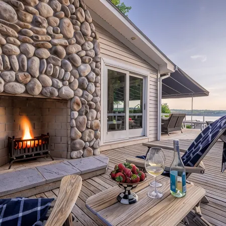 Sunset Beach Lake House on Beautiful Owasco Lake - Great Family Summer Retreat!