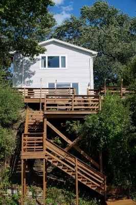 Seneca Sunsets - Waterfront, Hot Tub, Dock, Great Views, Central Location! - 3-Star