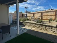 The Sage Field House - Hot Tub, Ping Pong, and 8 Minute Walk to down Town!