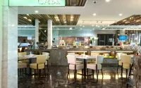 Promenade Hotel Bintulu - bar