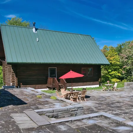 Modern Log Home Retreat and Yoga Studio, Minutes from Ithaca and Colleges