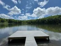 Lakefront Retreat, near All Star Village, in the Catskills - ブティック
