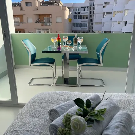 Lahola Glam Suites
