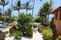 Coco Caye Villa, Private 2 bedroom Beachfront Villa, Balcony,Pool- Gold Standard - Villas