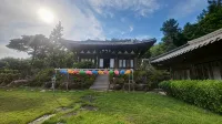 Goheung Pet Friendly Hanok Temple Stay - Homestays