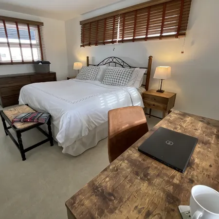 CHARMING FAMILY CHALET w/ Great Location, Outdoor Hot tub on Edson Hill