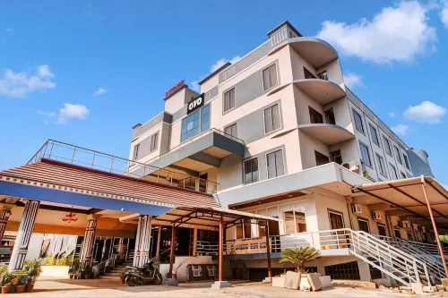 Hotel Partha International - 3-Star