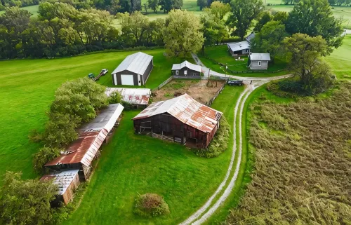 Muletown Manor • Tennessee Charm • Sleeps 10 • Fish Pond • Horse • Sunset Views