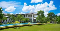 Four Points Resort - Anuradhapura - Pools