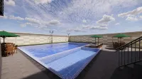 Sahid Mahata Genteng Banyuwangi - piscina
