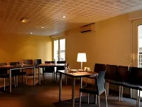 City Résidence Bordeaux Centre Hotels in der Nähe von Kulturzentrum Darwin Ecosysteme