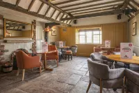 Premier Inn Gloucester (Little Witcombe) - 駐車場