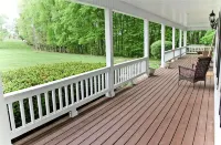 Restful Rustic Farmhouse on Lake Cumberland - WiFi
