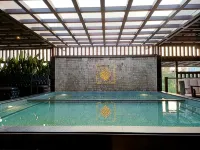 Retrieve Health & Wellness - منتجعات