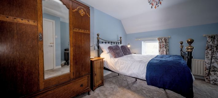 Charming Farmhouse Retreat | Peaceful Stay Near Derry City Hotels in Londonderry