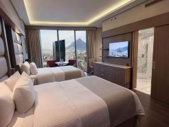Safi Royal Luxury Metropolitan