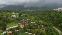 Pleasant Tree Hotels - Luxury Stay Amidst Nature - Mountain view
