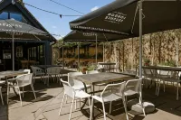 The George Inn - Homestays