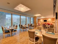 Niranta Transit Hotel Mumbai Airport - At Arrivals Hotels in der Nähe von Zentrale Vorstadt