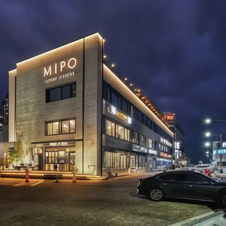 Mipo Oceanside Hotel Отели рядом с достопримечательностью «Пристань Мипо»