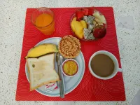 2N Guesthouse - breakfast