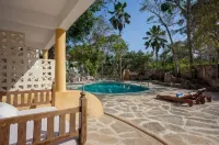 Blue Marlin Beach Hotel - Beach