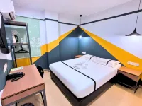 สมายล์ โรงแรม C180 เชราส เซลาตัน โรงแรมในเชรัส