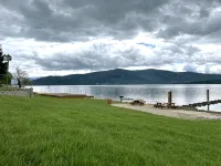 Clean Sandpoint Condo 10 Min from Schweitzer Base in Quiet Lakefront Community - 3-Star