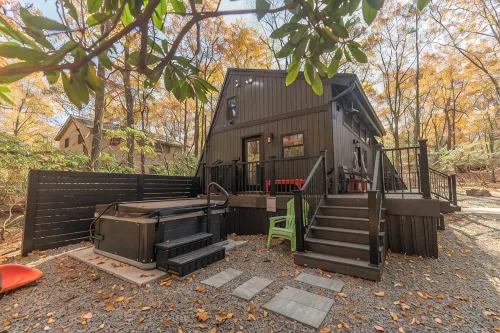 Gondola34 - Poconos Most Unique Tiny Cabin!  2 Minutes to Jfbb Ski ,Lake & More! - 샬레 호텔