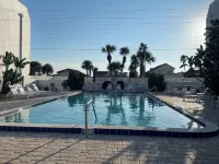 Flagler Beach, Florida<br>Ocean-View Townhome<br>Sunrise Surprise! 🚀🌊🏖️☀️ - 3-Star