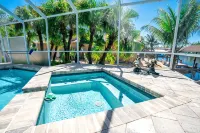 Palm Tree III Pool Home Waterfront - 4-Star