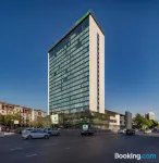 홀리데이 인 트빌리시