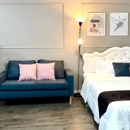 Impact Arena Muang Thong Condo C3 Grey by Goodroom24