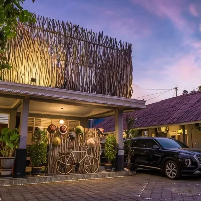 Metro Malioboro Living Hotels near Lempuyangan Station