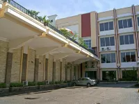 Karlita Hotel Tegal โรงแรมในเตกัล