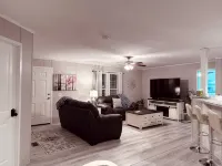 K & M Suite is a brand-new home in a peaceful, quiet neighborhood. - Wifi